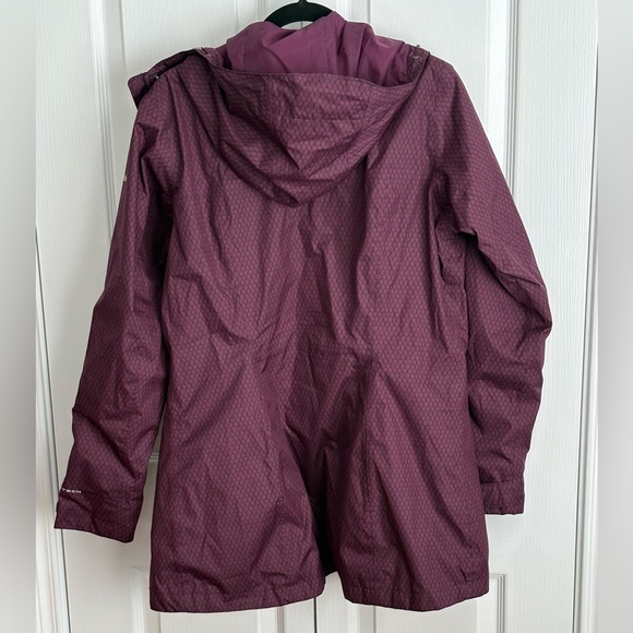 COLUMBIA OMNI TECH WOMENS JACKET, PLUM, size-large - Picture 2 of 10
